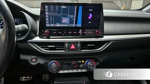 Kia The New K3 2nd generation 2022 Белый из Кореи, фото 5