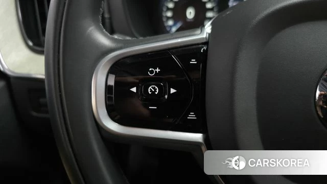 Volvo XC60 second Generation 2019 Белый из Кореи, фото 5