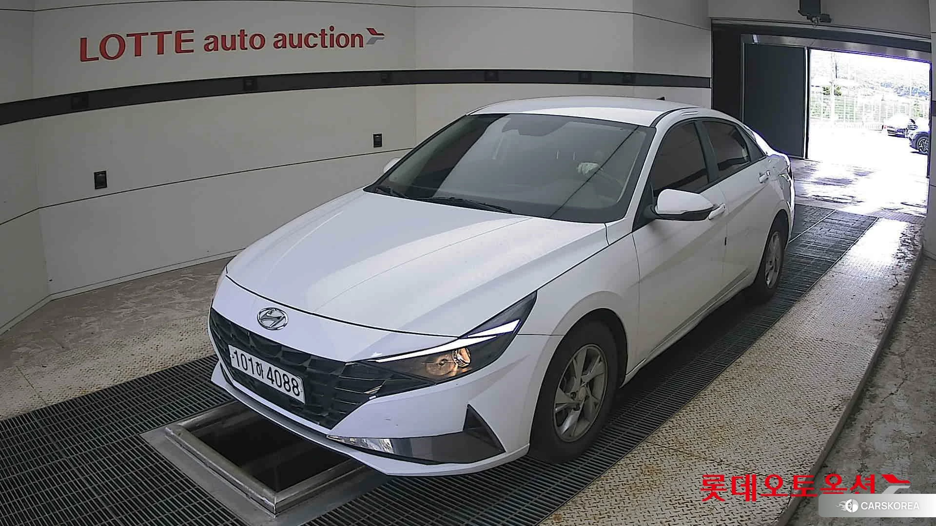 Hyundai Avante 2021 Белый из Кореи, фото 5