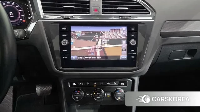 Volkswagen Tiguan second Generation 2020 Белый из Кореи, фото 5