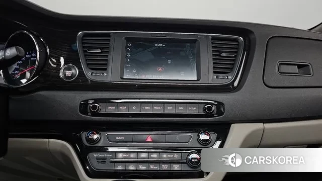 Kia The New Carnival 2019 Белый из Кореи, фото 5