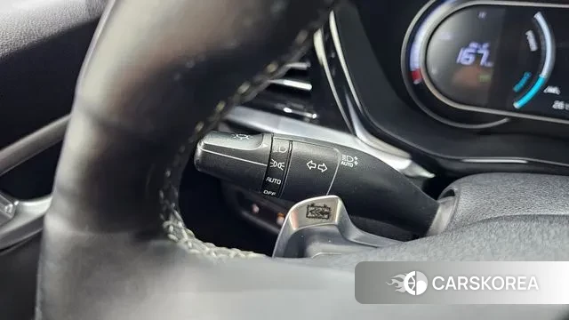 Kia Niro Plus 2023 Белый из Кореи, фото 5