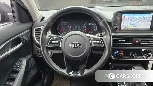 Kia Seltos 2021 Серый из Кореи, фото 5