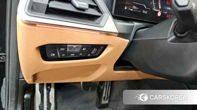 BMW 3 Series (G20) 2023 Черный из Кореи, фото 5