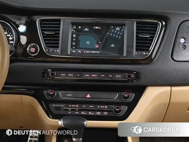 Kia The New Carnival 2019 Белый из Кореи, фото 5