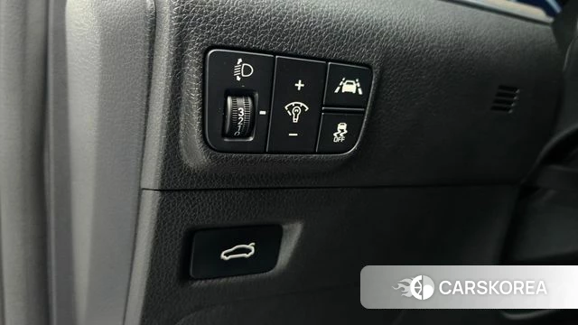 Kia K5 3rd generation 2023 Белый из Кореи, фото 5