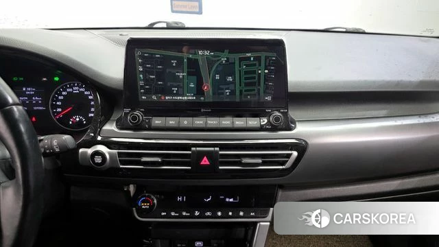 Kia Seltos 2022 Белый из Кореи, фото 5