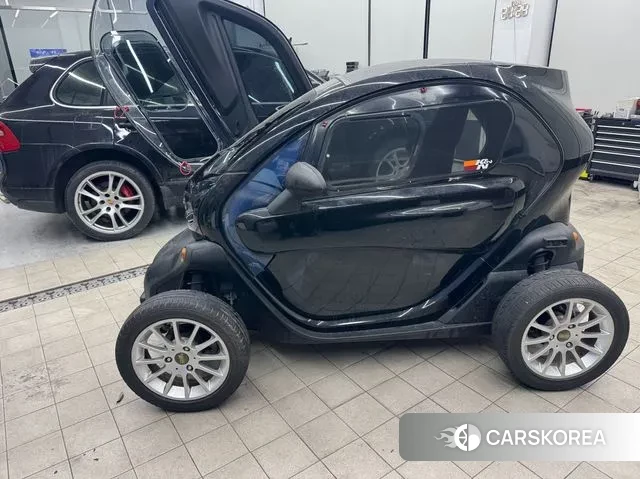 Renault Korea (Samsung) Twizy 2019 Черный из Кореи, фото 5