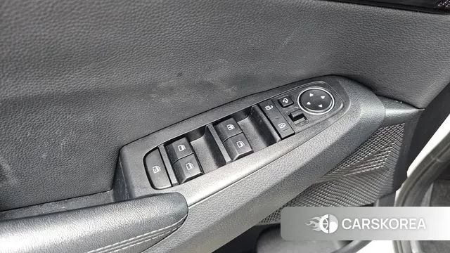 Kia Seltos 2022 Белый из Кореи, фото 5