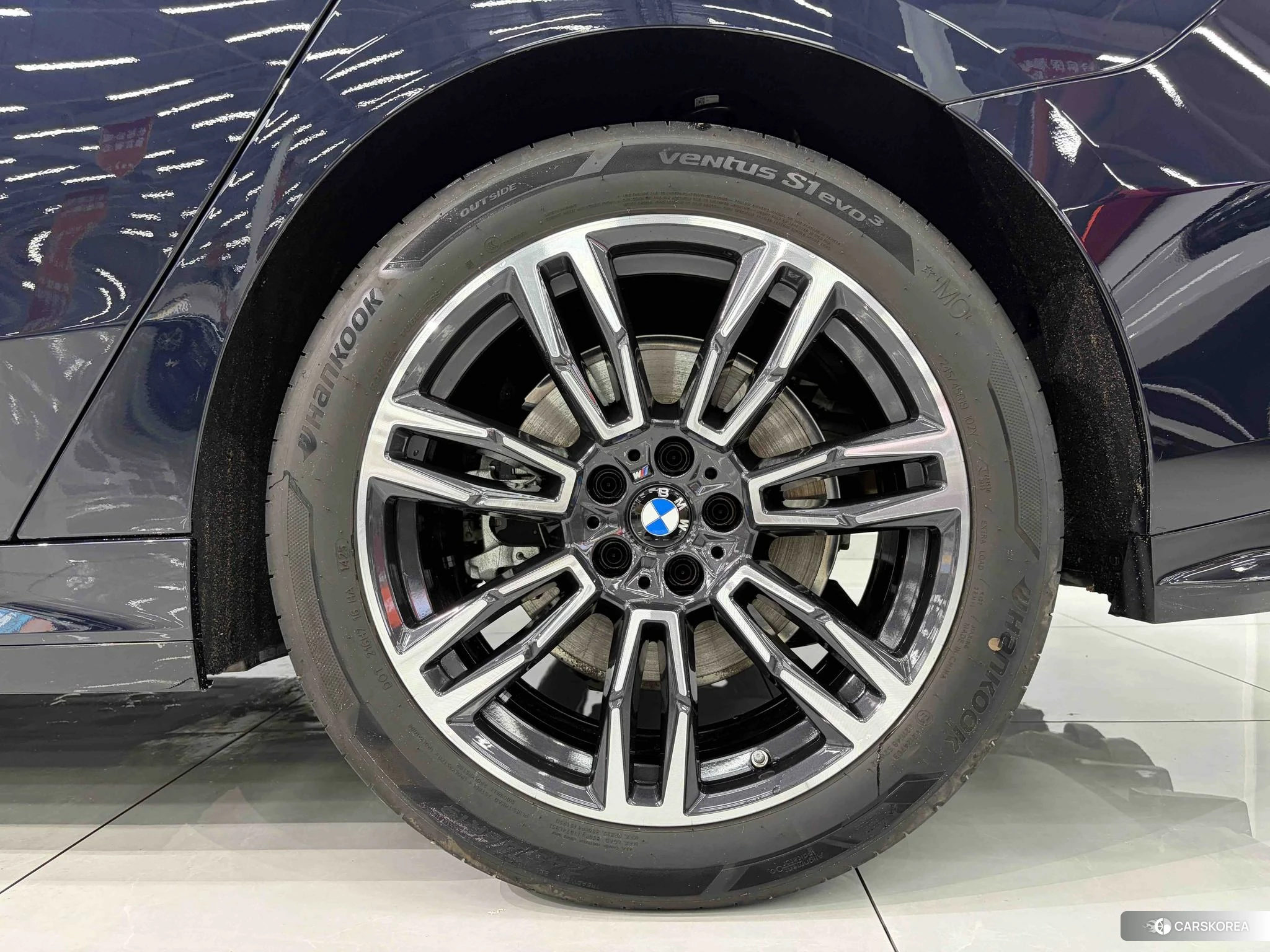 BMW 5 series 2024 Черный из Китая, фото 5