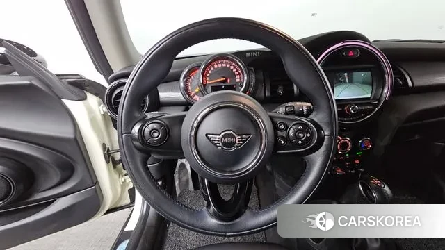 Mini Cooper 2018 Жемчужный цвет из Кореи, фото 5