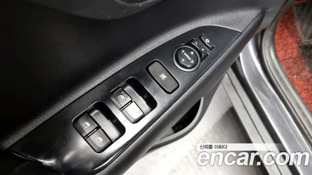 Kia Stonic id 2539800 из Кореи 5