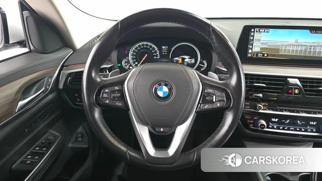 BMW 6 Series GT (G32) 2018 Белый из Кореи, фото 5