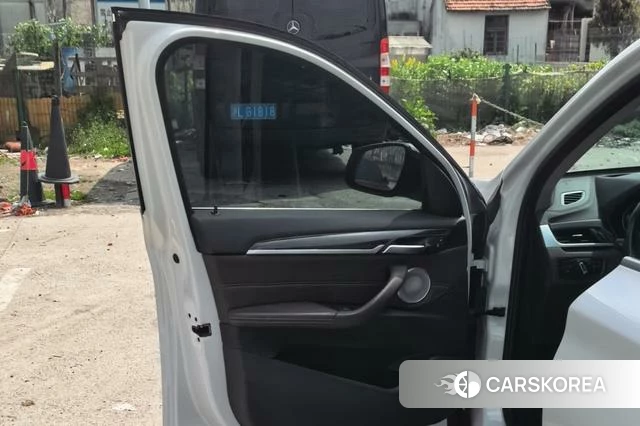 BMW X1 2021 Белый из Китая, фото 5