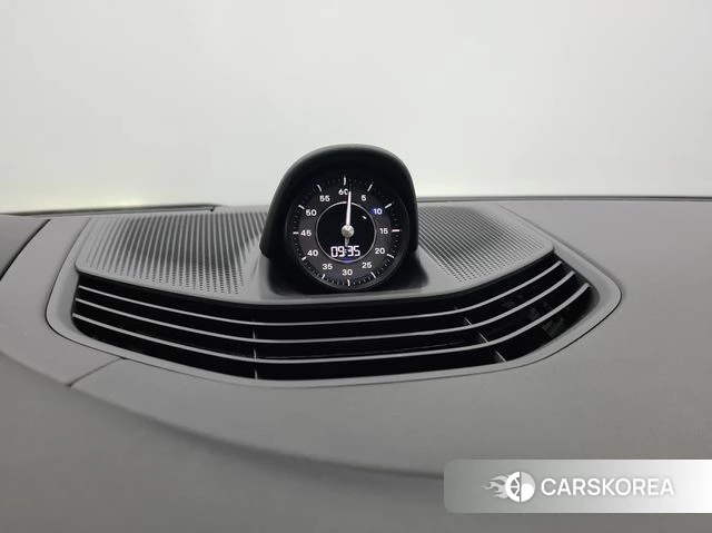 Porsche Taycan 2023 Черный из Кореи, фото 5