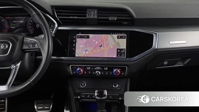 Audi Q3 (F3) 2024 Белый из Кореи, фото 5