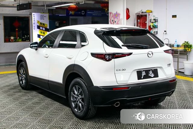 Mazda CX-30 2022 Белый из Китая, фото 5