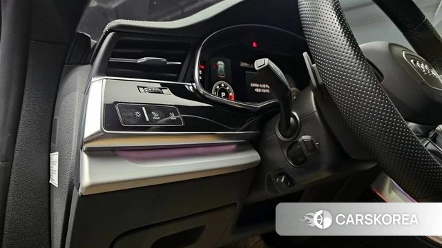 Audi Q8 (4M) 2021 Серебряный из Кореи, фото 5