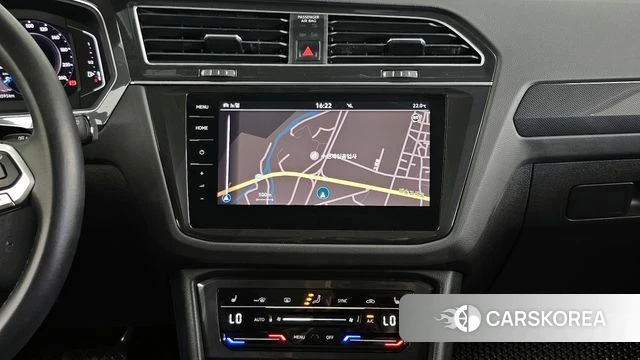 Volkswagen Tiguan second Generation 2023 Белый из Кореи, фото 5