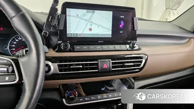 Kia Seltos 2022 Белый из Кореи, фото 5