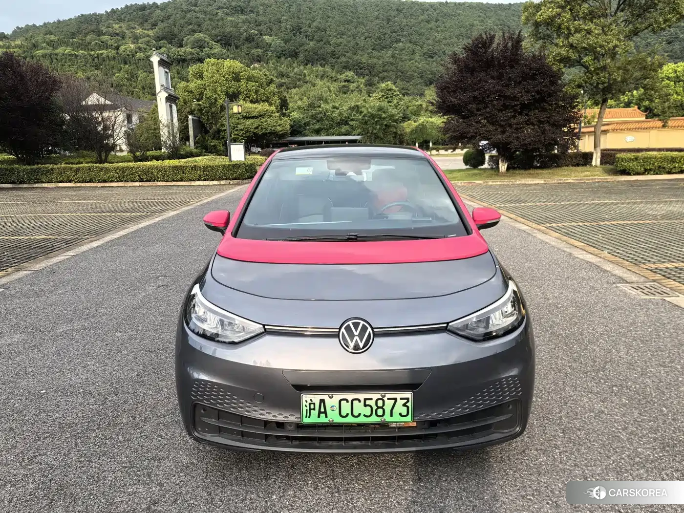 Volkswagen ID.3 2023 Silver/gray из Китая, фото 5