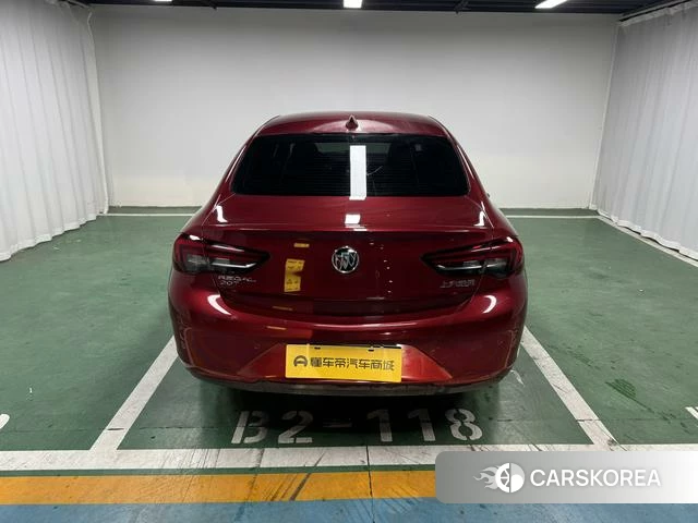 Buick Regal 2018 Красный из Китая, фото 5