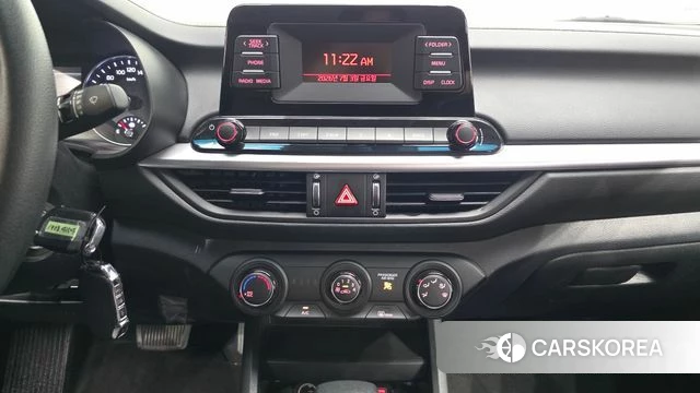 Kia The New K3 2nd generation 2022 Белый из Кореи, фото 5