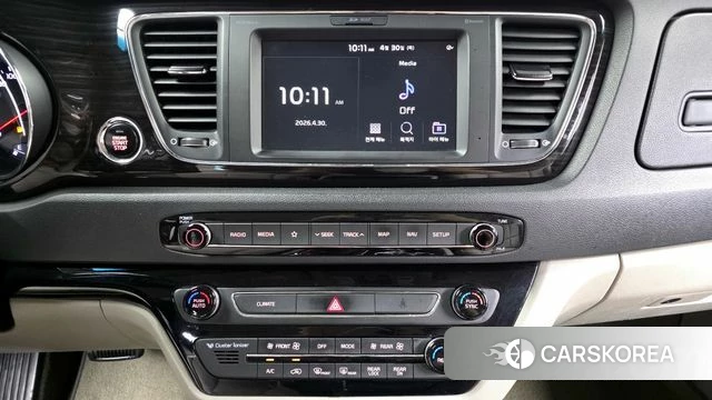 Kia The New Carnival 2018 Серый из Кореи, фото 5