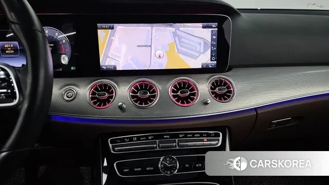 Mercedes-Benz E-Class W213 2018 Синий из Кореи, фото 5