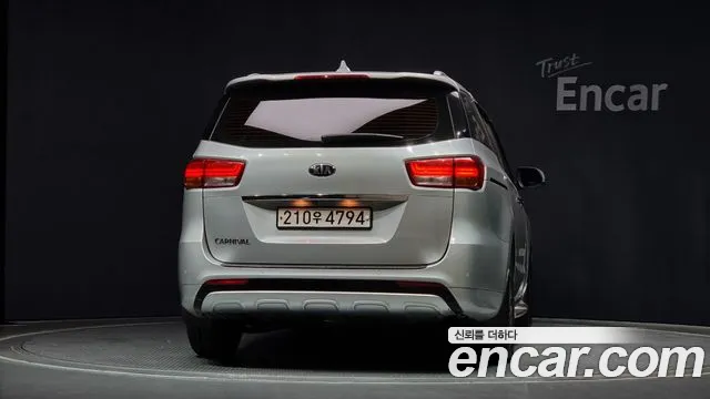 Kia All New Carnival 2018 Серебристо-серый из Кореи, фото 5