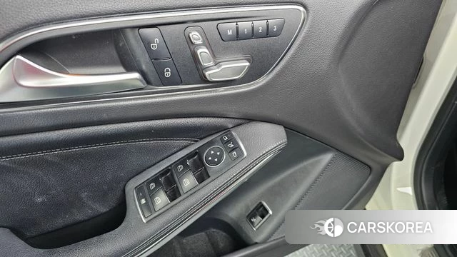 Mercedes-Benz GLA-Class X156 2018 Белый из Кореи, фото 5