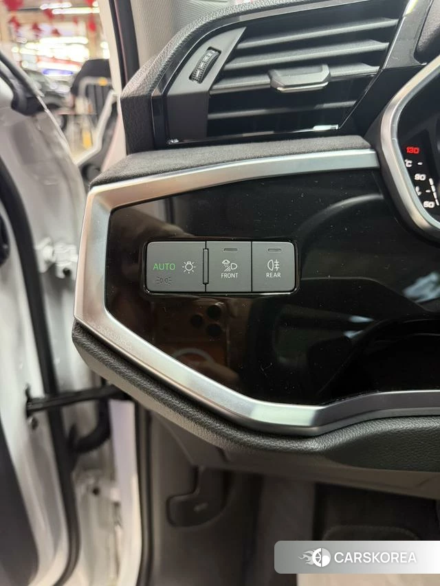 Audi Q3 2023 Белый из Китая, фото 5