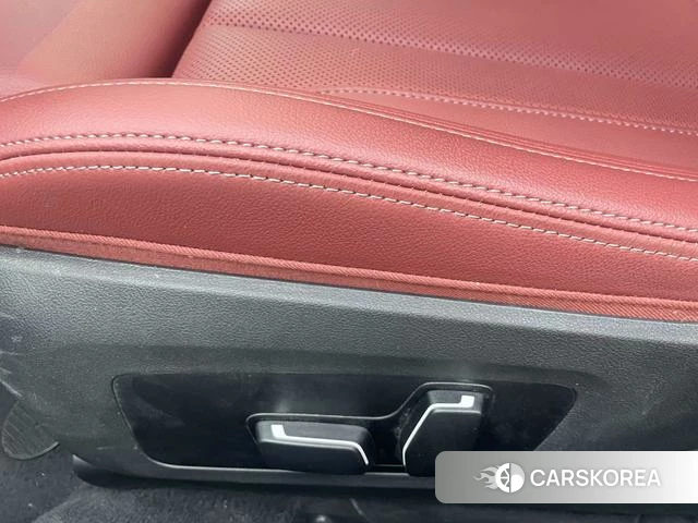 BMW 4 series 2025 Серебристо-серый из Китая, фото 5