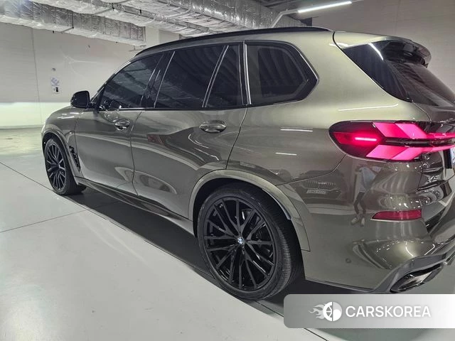 BMW X5 (G05) 2025 Коричневый из Кореи, фото 5