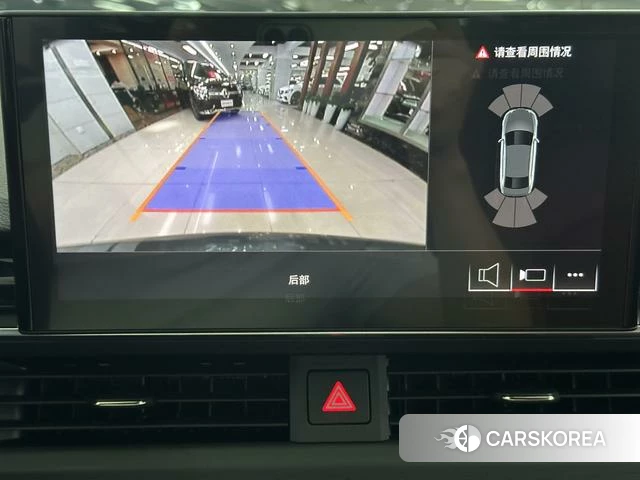 Audi A4L 2024 Темно-серый из Китая, фото 5