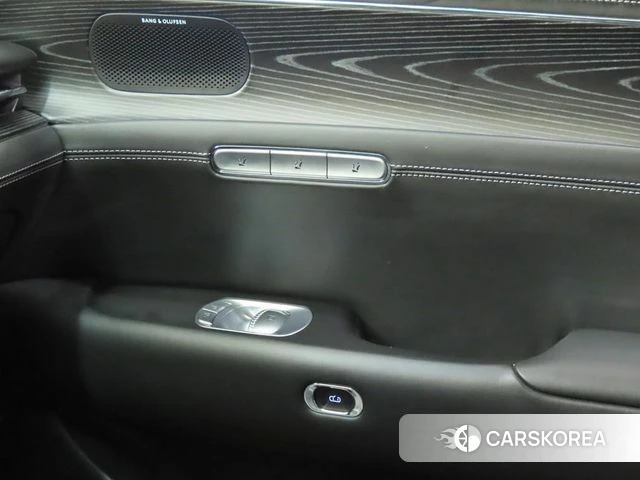 Genesis G90 (RS4) 2022 Черный из Кореи, фото 5