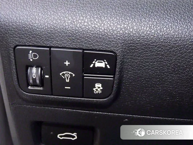 Kia K5 3rd generation 2023 Белый из Кореи, фото 5