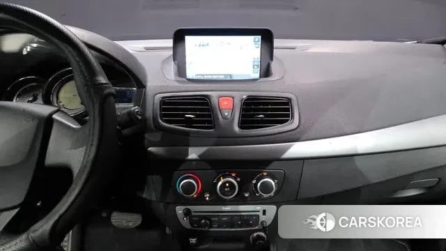 Renault Korea (Samsung) SM3 Neo 2019 Белый из Кореи, фото 5