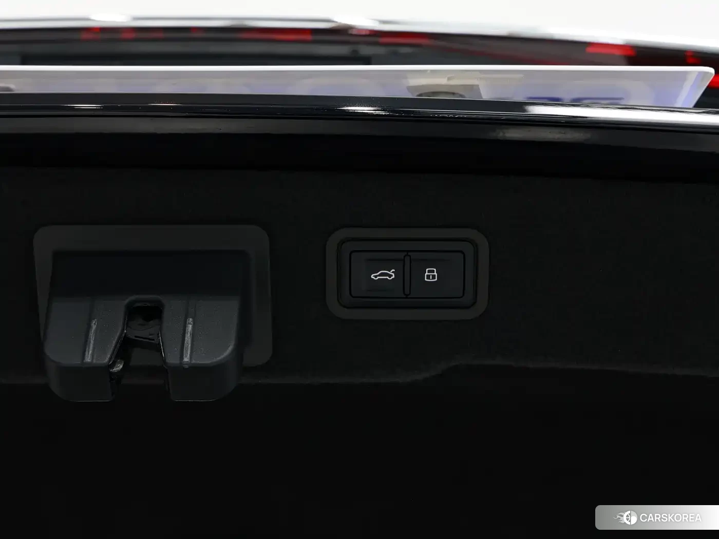 Audi A8 2025 Черный из Китая, фото 5
