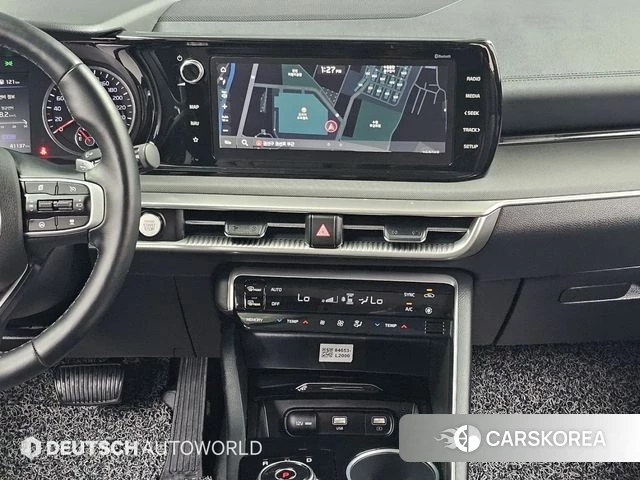 Kia K5 3rd generation 2023 Серебристо-серый из Кореи, фото 5
