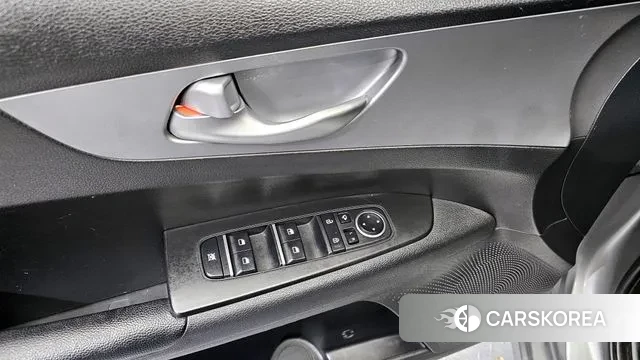 Kia The New K3 2nd generation 2022 Серый из Кореи, фото 5