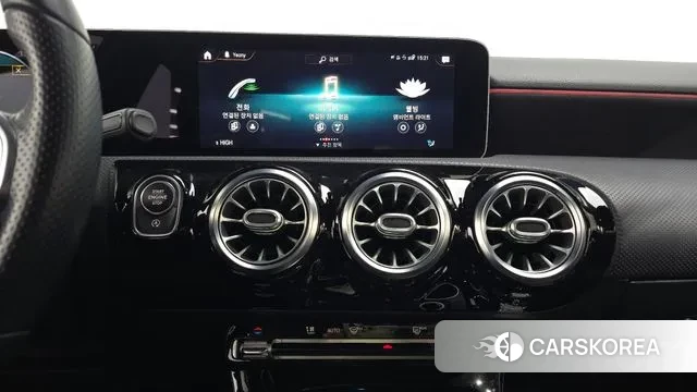 Mercedes-Benz A-Class W177 2020 Белый из Кореи, фото 5