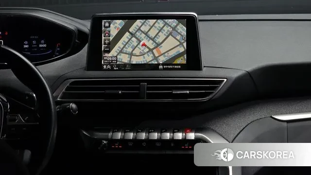 Peugeot 3008 second generation 2019 Белый из Кореи, фото 5