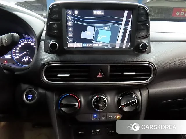 Hyundai Kona 2018 Небесно-голубой из Кореи, фото 5