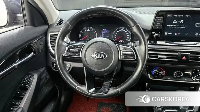 Kia Seltos 2021 Серый из Кореи, фото 5