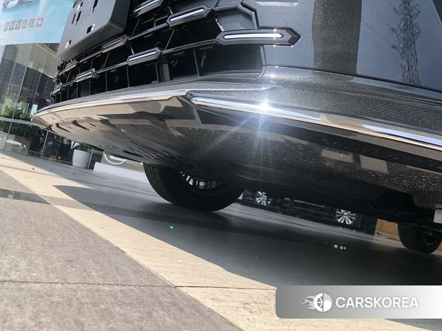 Lexus LM 2024 Черный из Китая, фото 5