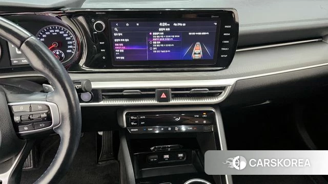 Kia K5 3rd generation 2021 Белый из Кореи, фото 5