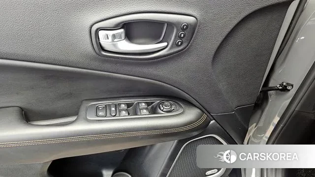 Jeep Compass 2nd Generation 2020 Серый из Кореи, фото 5