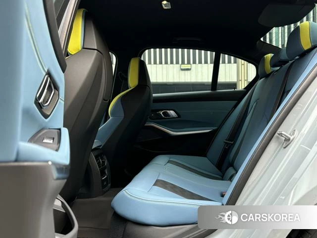 BMW M3 2024 Серебристо-серый из Китая, фото 5