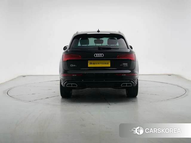 Audi Q5L 2023 Черный из Китая, фото 5